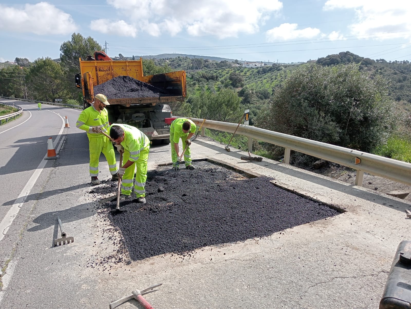 La Junta incrementa el presupuesto para mejorar las carreteras